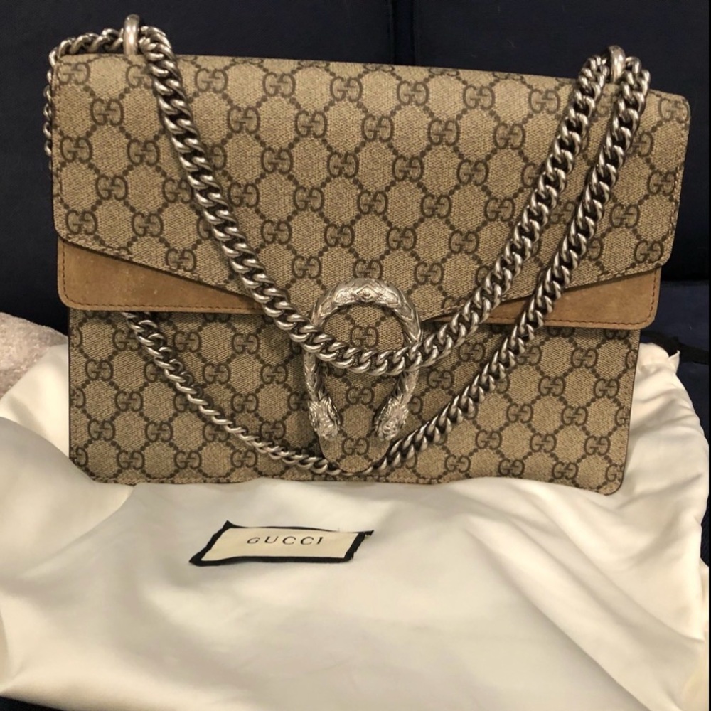 Gucci Beige GG Supreme Shoulder Bag with Silver Hardware